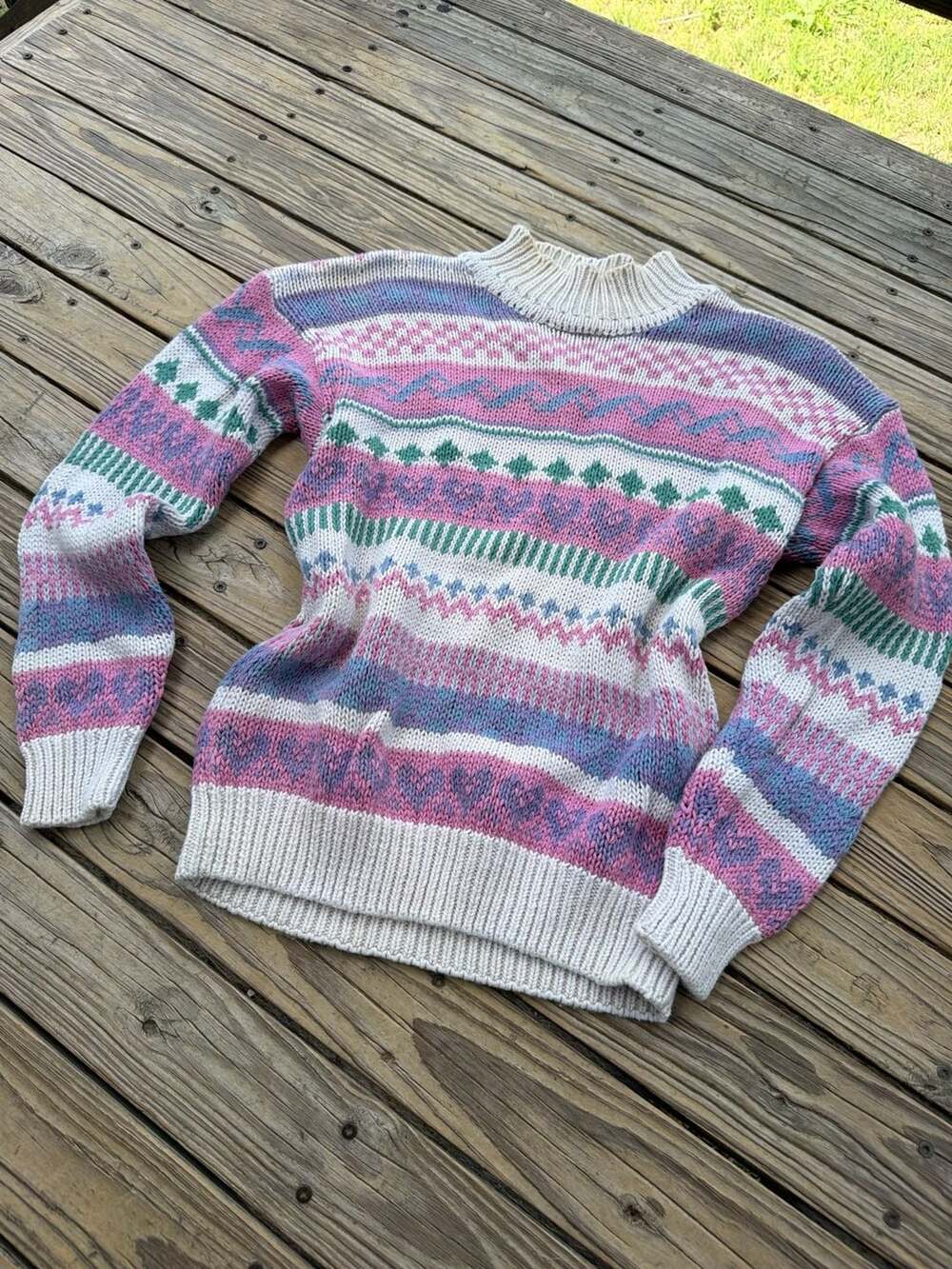 Vintage Ashley Mock Neck Sweater Size M Pastel Heart Pattern